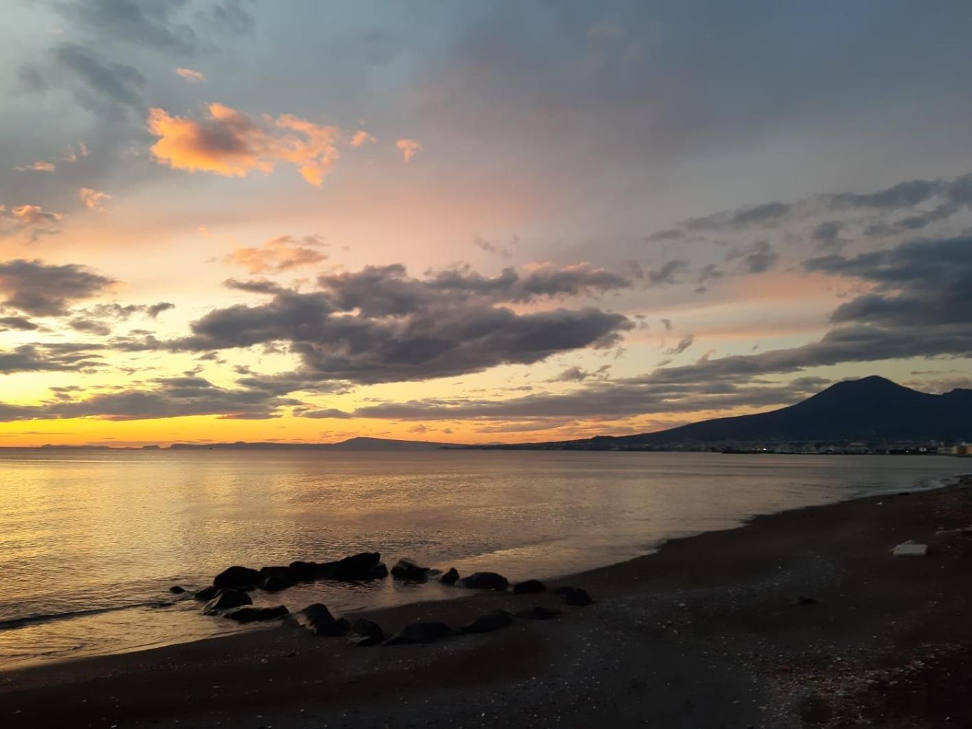 Casa Andrea Tra Napoli E Sorrento Apartment Castellammare di Stabia Room photo